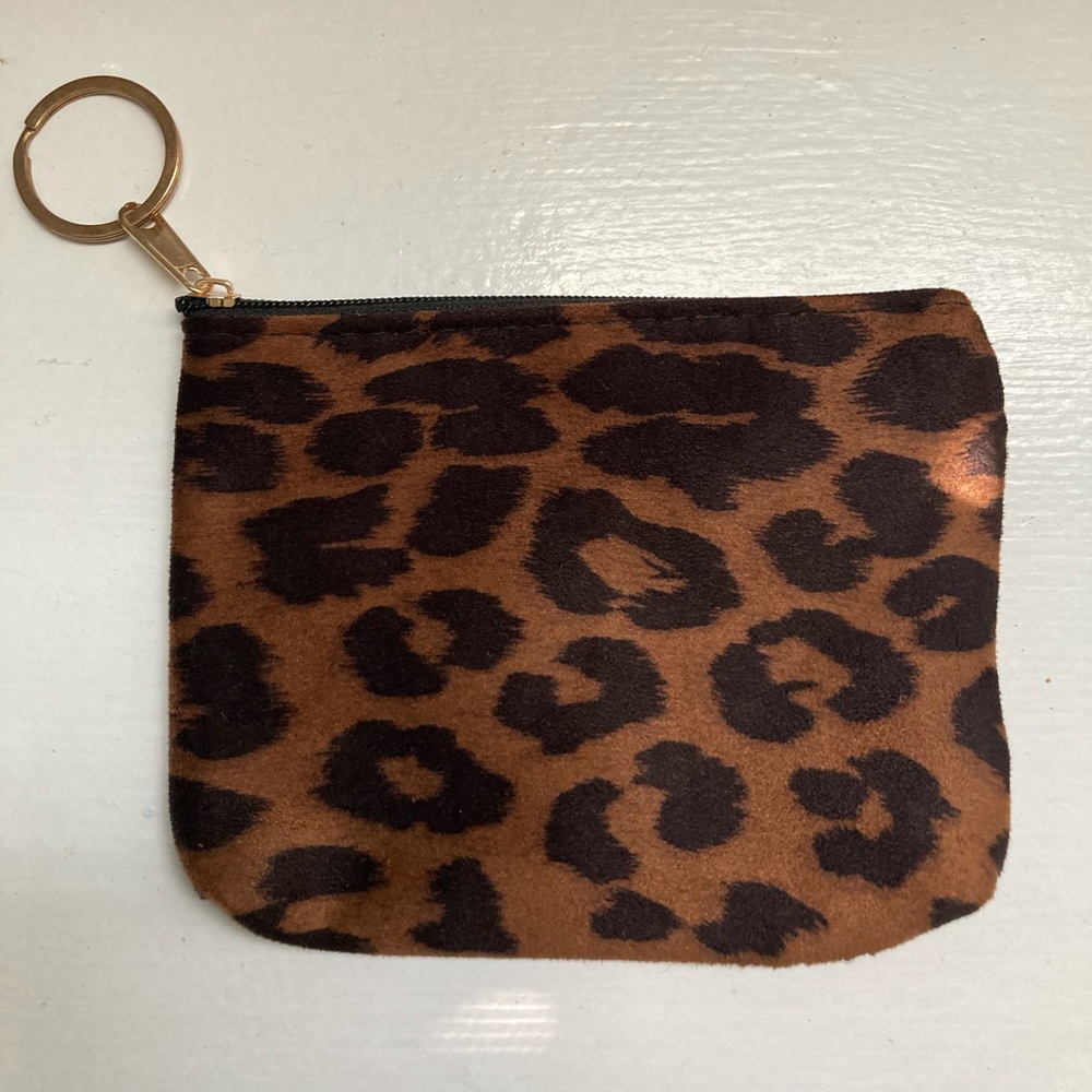 New leopard print coin/card purse with keychain.